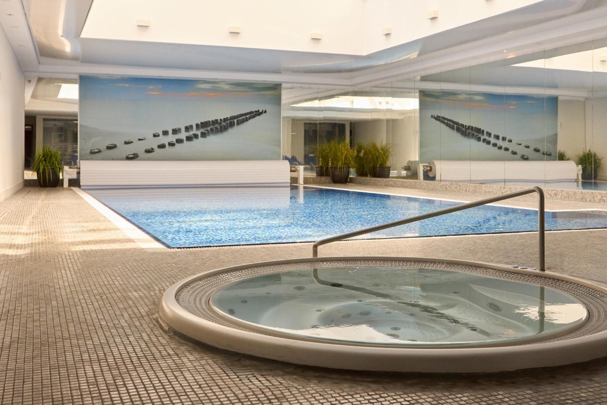 Waterlane Riverside Spa, Pool & Gym By Downtown Apartments Gdansk Exterior photo